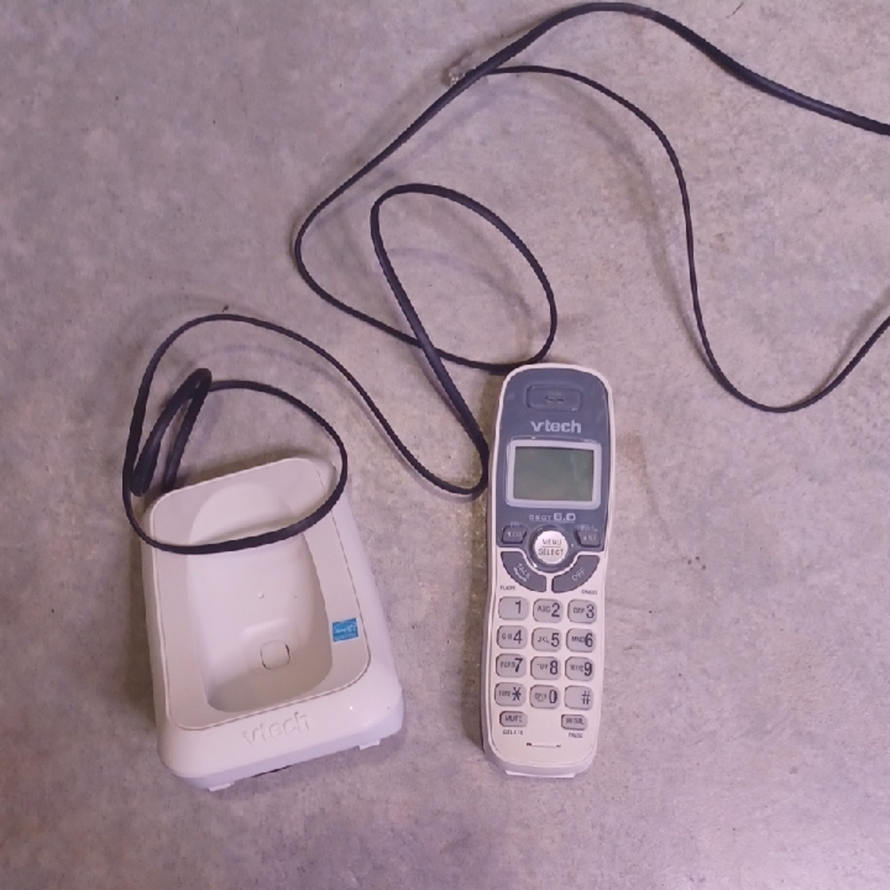 VTech Cordless Phone with Base - Black and White